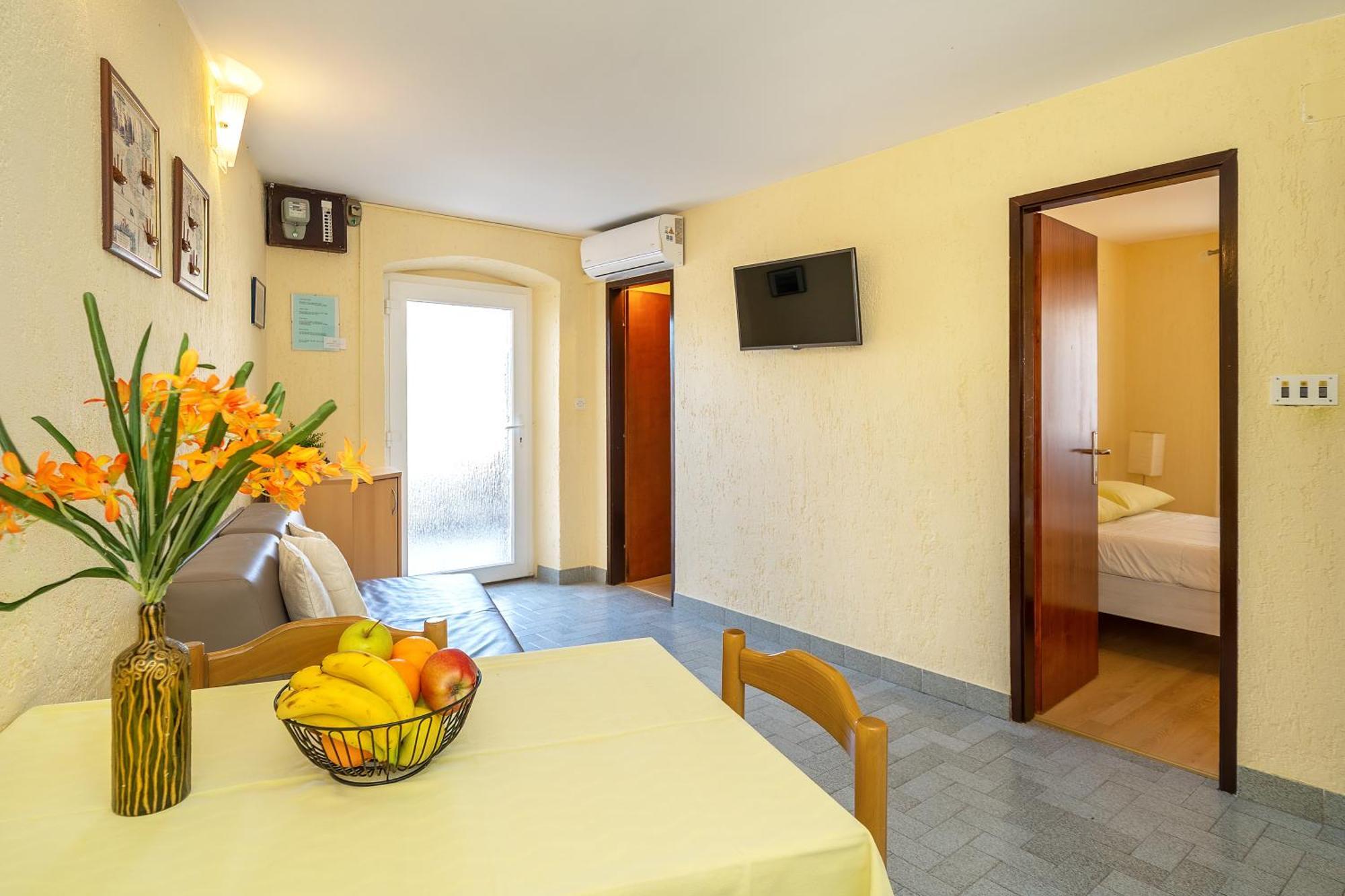 Apartments Ivo With Sea View バスカ エクステリア 写真